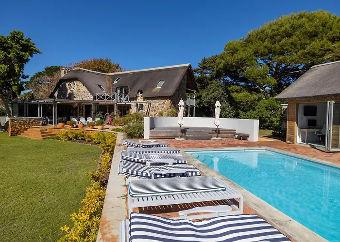 Chapmans Peak Lodge Noordhoek Cape Town.