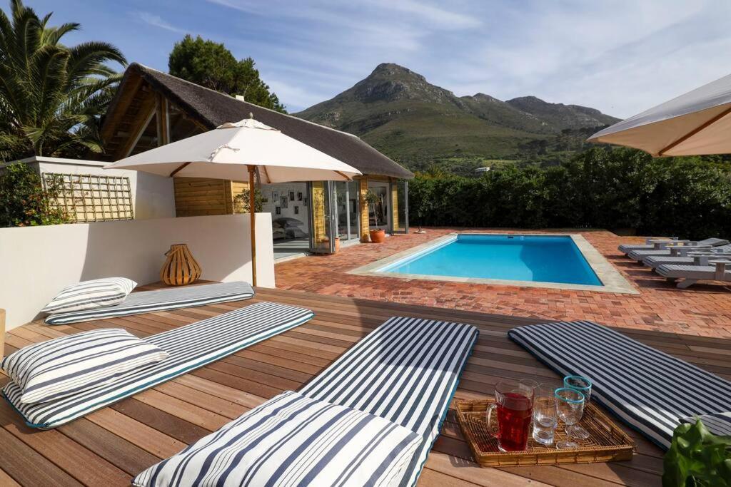 Holiday home Chapmans Peak Noordhoek Cape Town. *