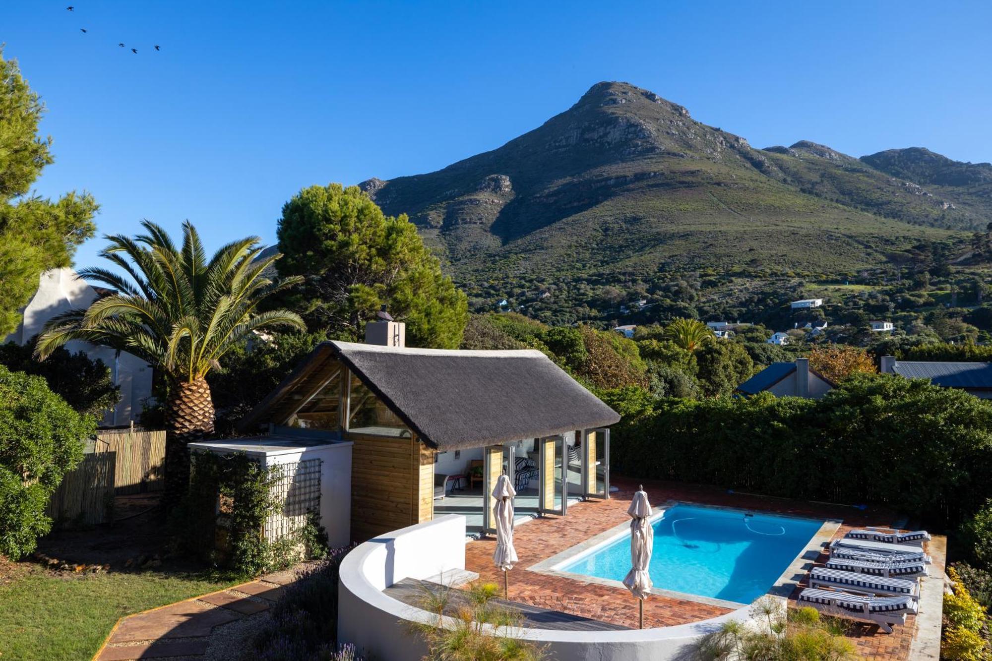Chapmans Peak Noordhoek Cape Town. Cape Town